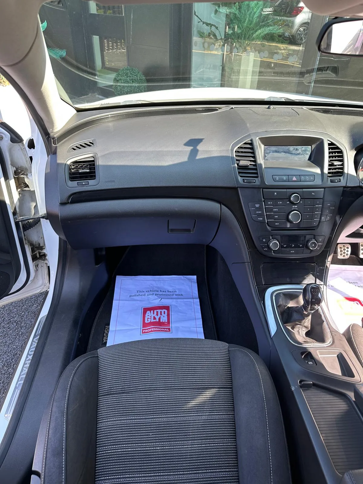 Vauxhall Insignia photo 7