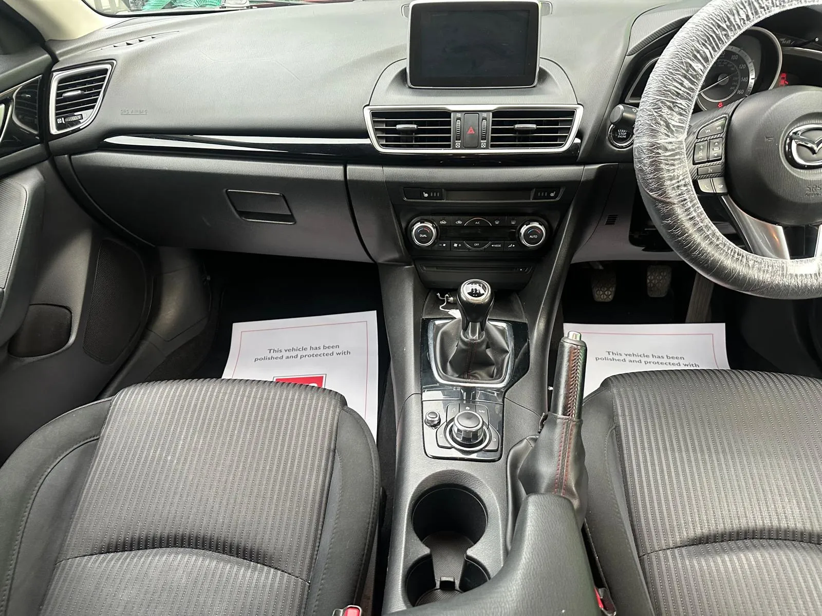 2016 Mazda3 2.2 SKYACTIV-D SE-L Nav – 6 Speed Manual photo 7