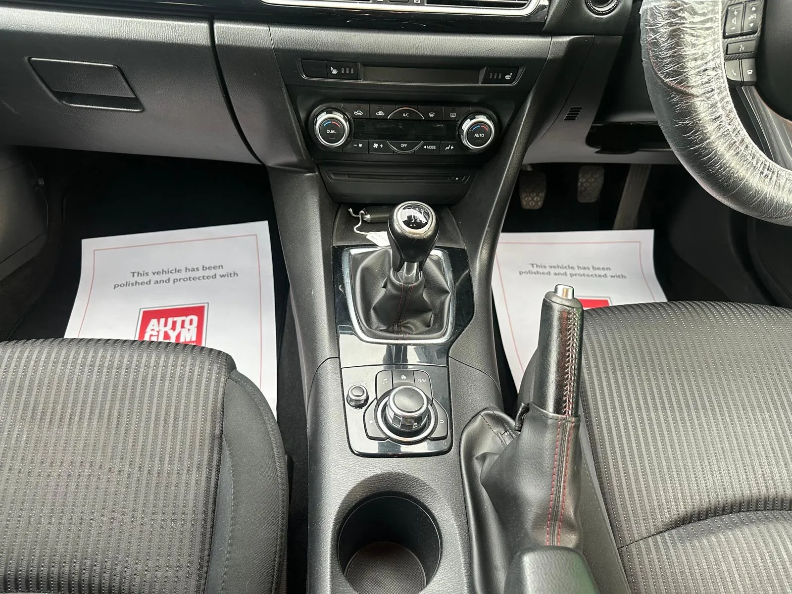 2016 Mazda3 2.2 SKYACTIV-D SE-L Nav – 6 Speed Manual photo 8