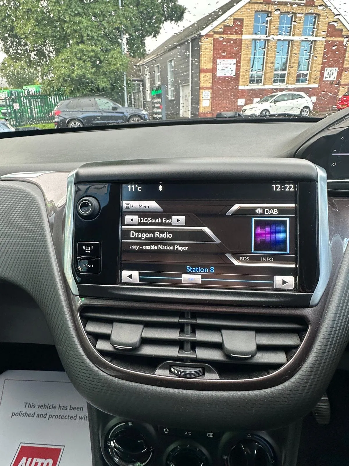 Peugeot 2008 Active photo 24