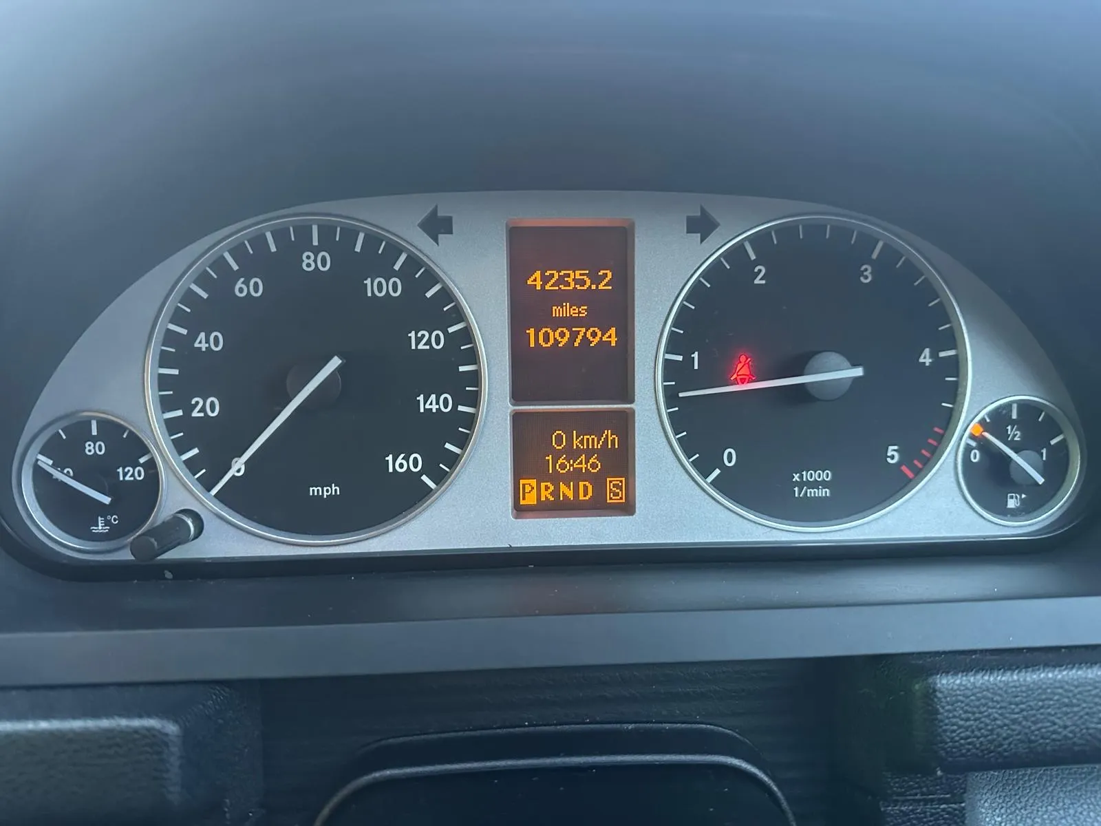 Mercedes-Benz B-Class B200 Sport CDi Auto photo 25